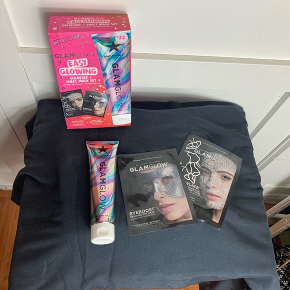 Glam glow cleanser set - Picture 1 of 4